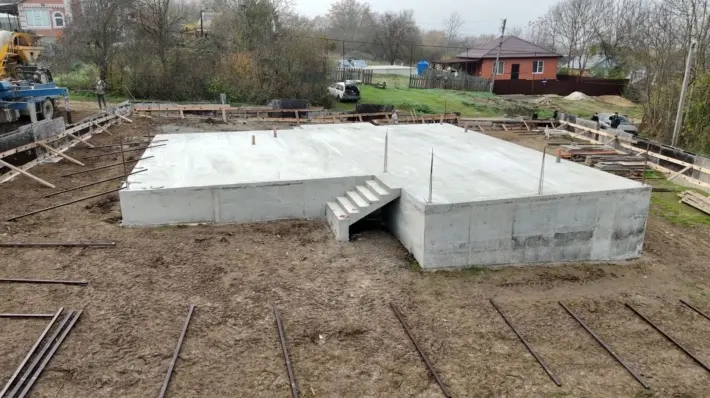 Дома из кирпича — фото 177